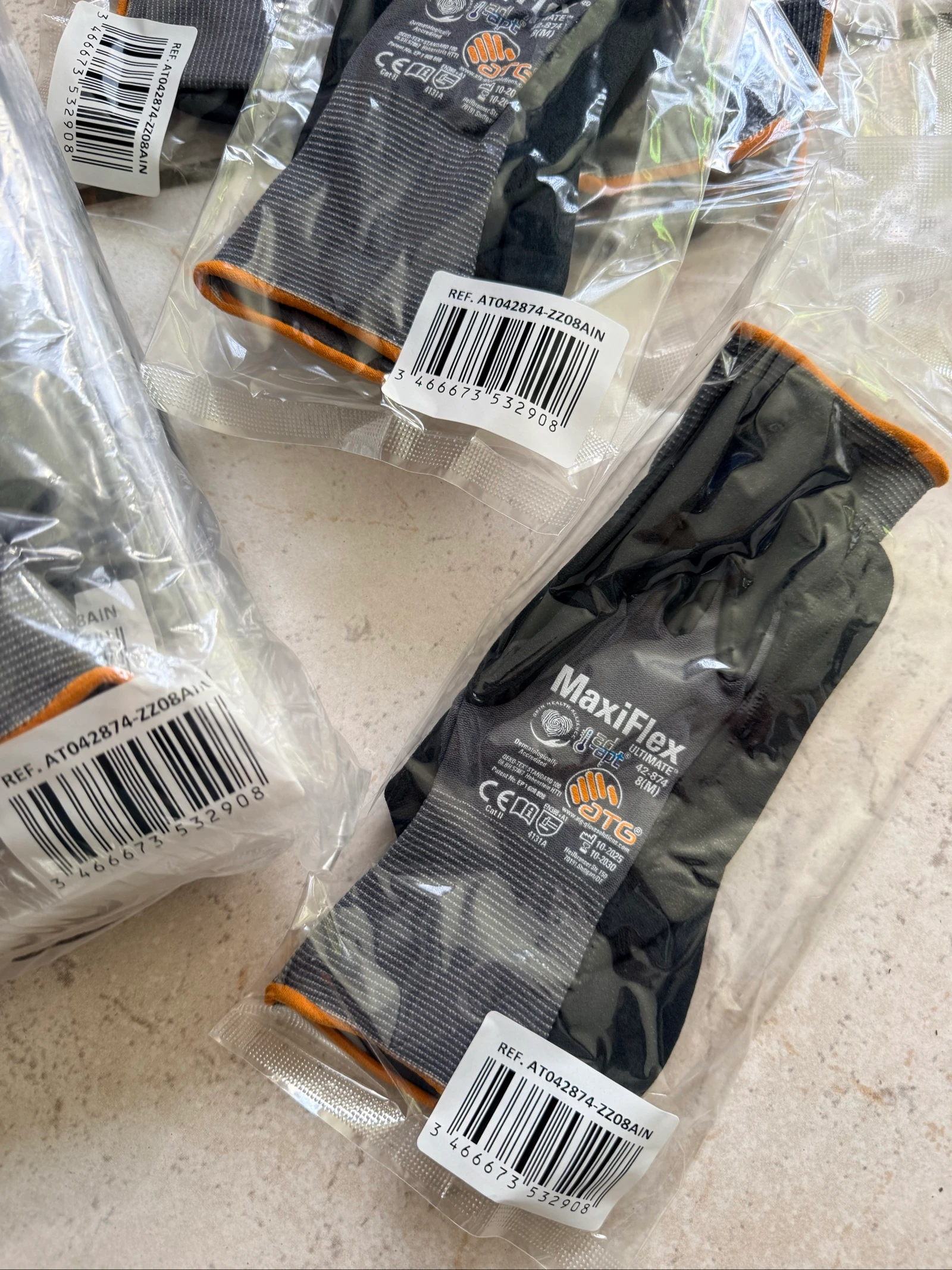 Lote de 14 pares de guantes 8M – photo 3